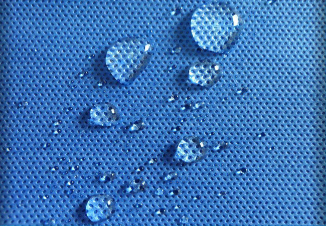 Hydrophobic SMS nonwoven